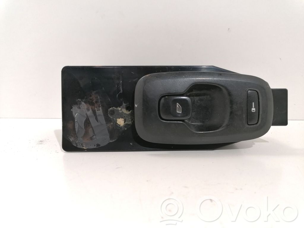 Volvo V70 Electric window control switch 