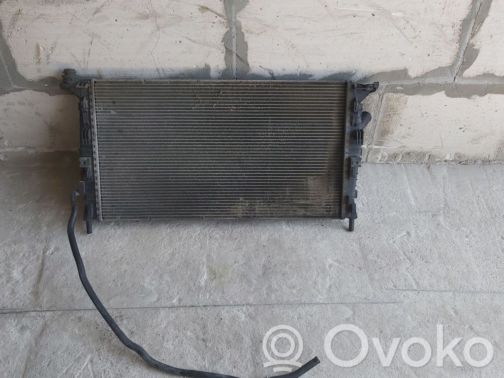 Volvo V50 Coolant radiator 