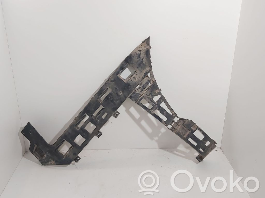Volkswagen PASSAT B6 Soporte de montaje del parachoques trasero 