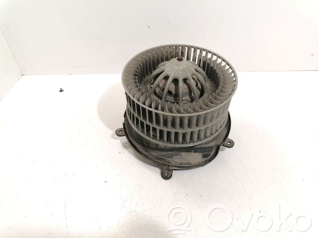 BMW 7 E65 E66 Mazā radiatora ventilators 