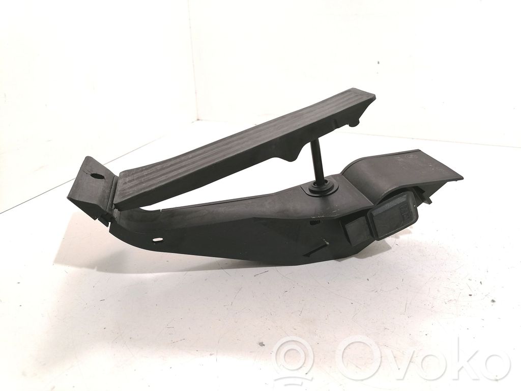 BMW 7 E65 E66 Gaspedal 