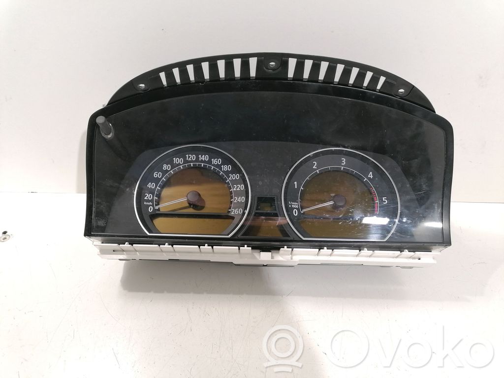 BMW 7 E65 E66 Nopeusmittari (mittaristo) 