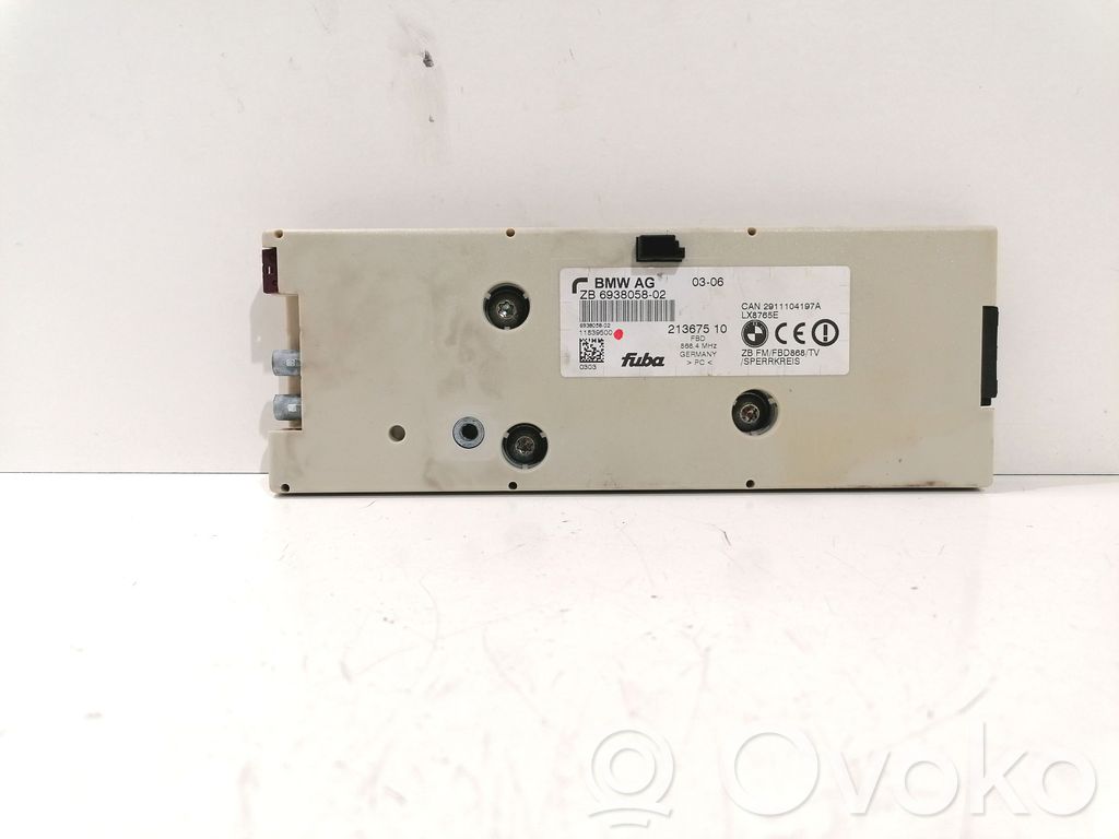 BMW 7 E65 E66 Antenos stiprintuvas 