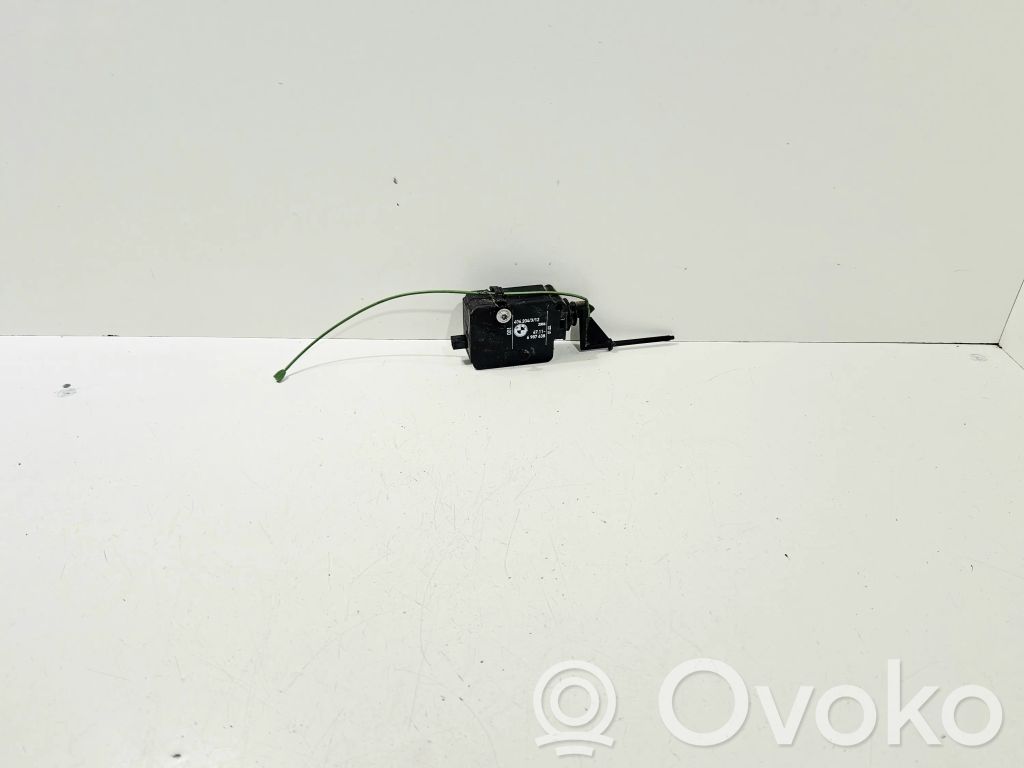 BMW 7 E65 E66 Fuel tank cap lock 
