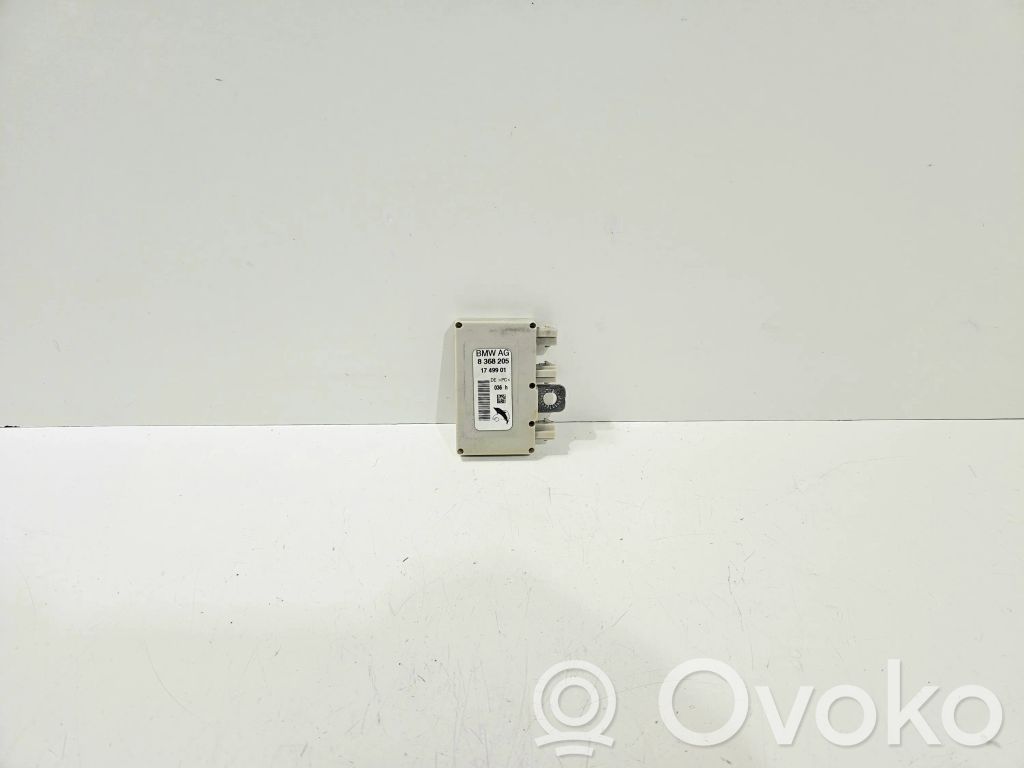 BMW 7 E65 E66 Antenos stiprintuvas 