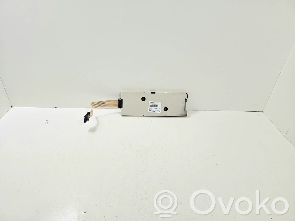 BMW 7 E65 E66 Antenos stiprintuvas 