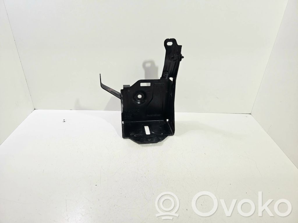 Volvo V40 Akun alusta 