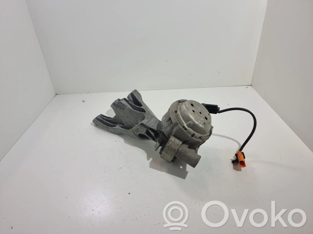 Audi A6 S6 C7 4G Engine mounting bracket 