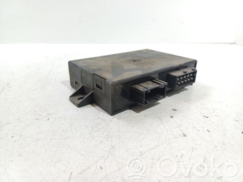 BMW 5 E34 Komforta modulis 
