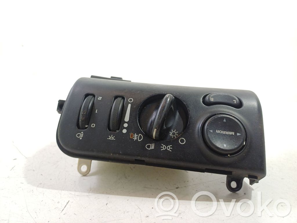 Chrysler Voyager Light switch 