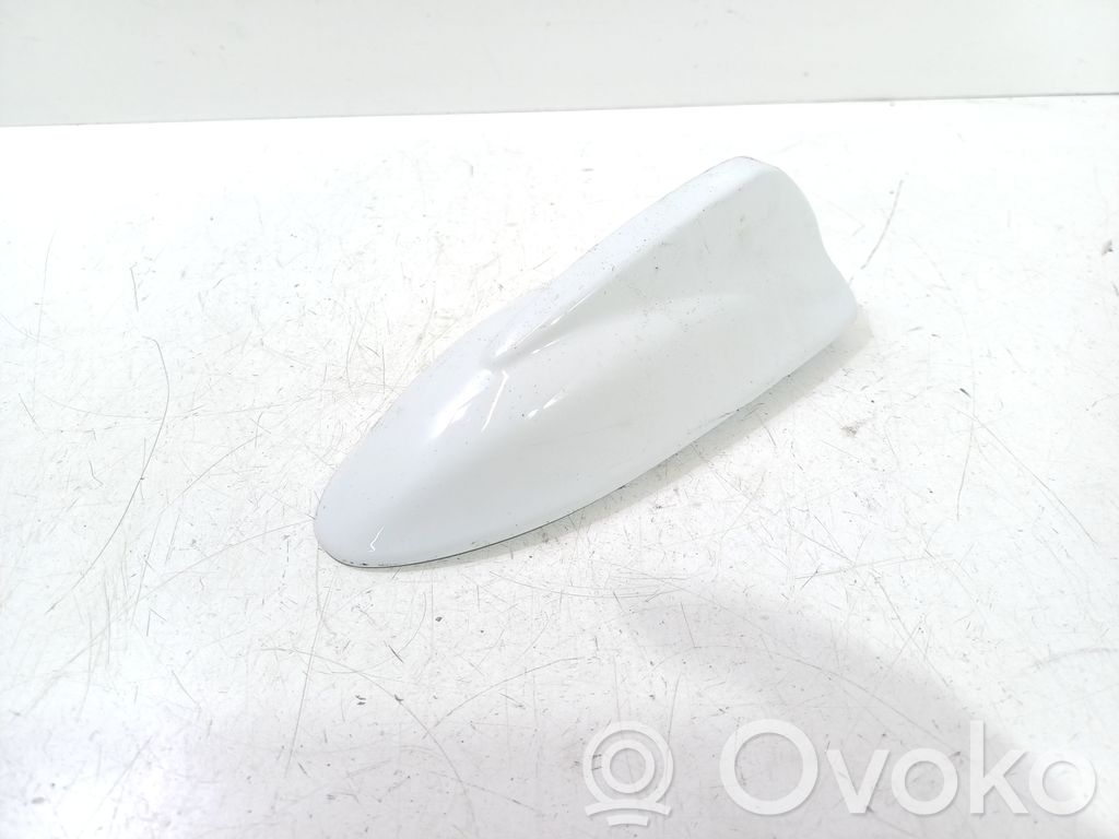 Volvo S60 GPS-pystyantenni 