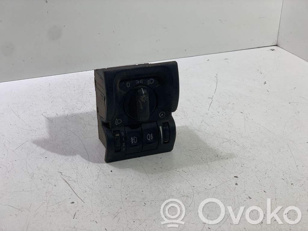 Opel Vectra B Light switch 