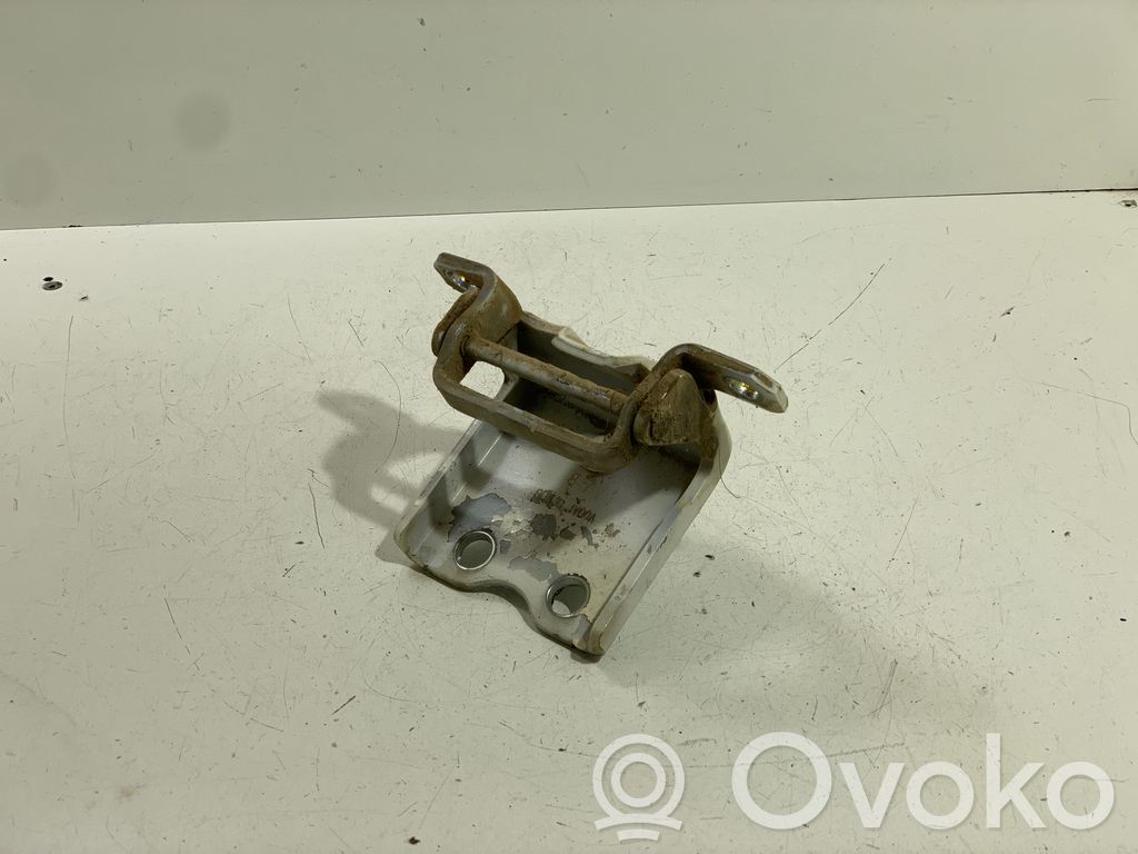 Renault Koleos I Rear door lower hinge 