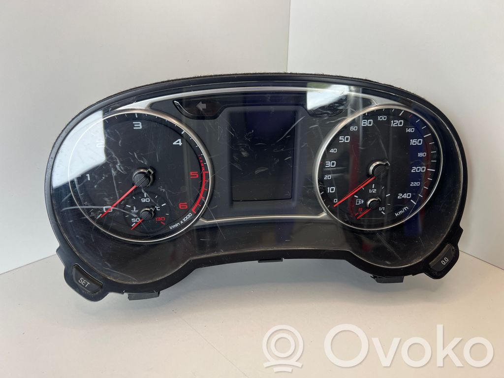 Audi A1 Nopeusmittari (mittaristo) 