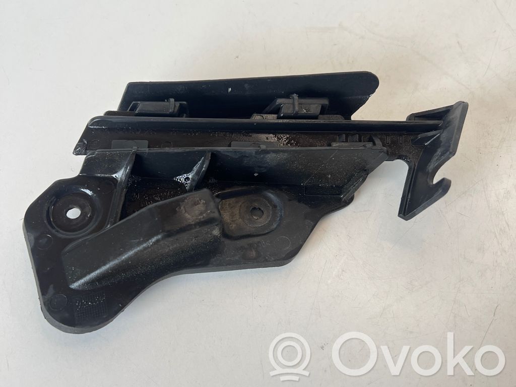 Volkswagen Golf Plus Front bumper mounting bracket 