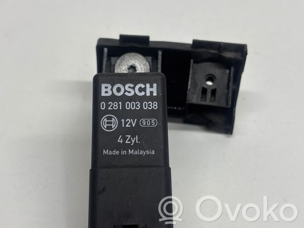 Skoda Superb B6 (3T) Glow plug pre-heat relay 