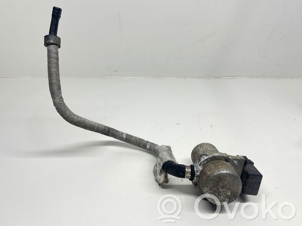Volkswagen Golf IV Pompa podciśnienia 