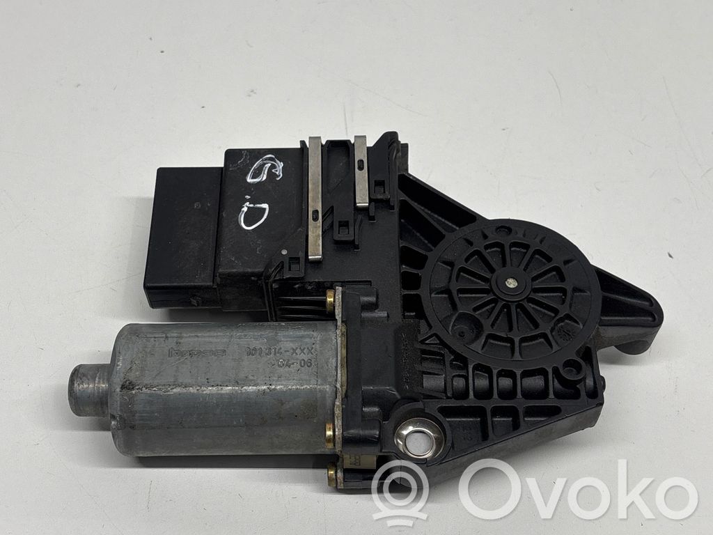 Skoda Octavia Mk1 (1U) Silniczek podnoszenia szyby drzwi tylnych 