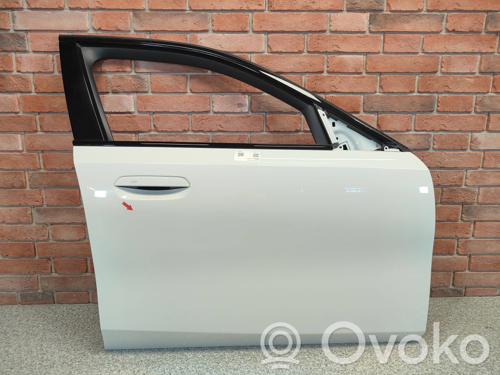 BMW i5 G60 Дверь 