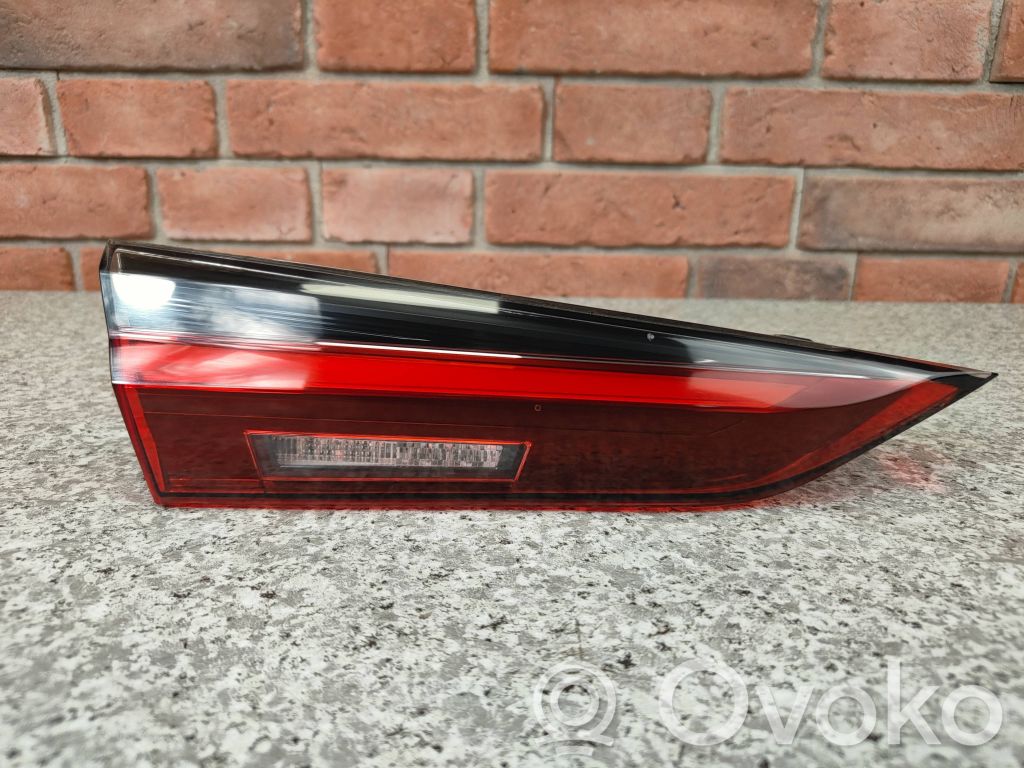 BMW 4 G22 G23 G24 G26 Lampy tylnej klapy bagażnika 