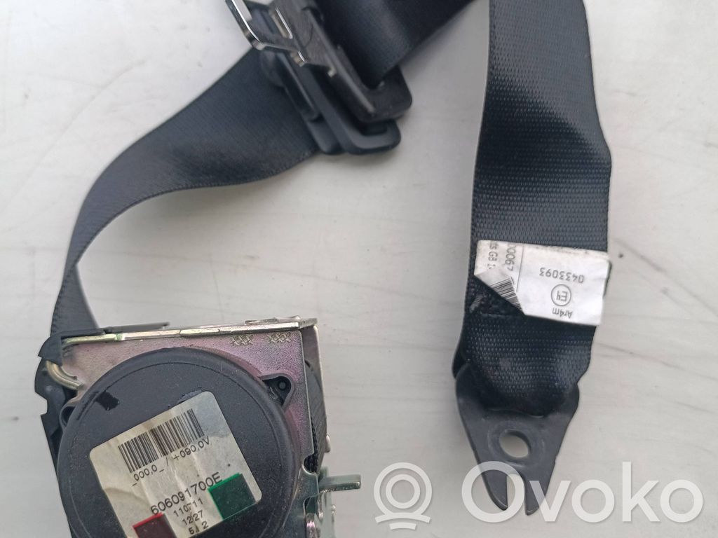 BMW 3 E90 E91 Middle seatbelt (rear) 