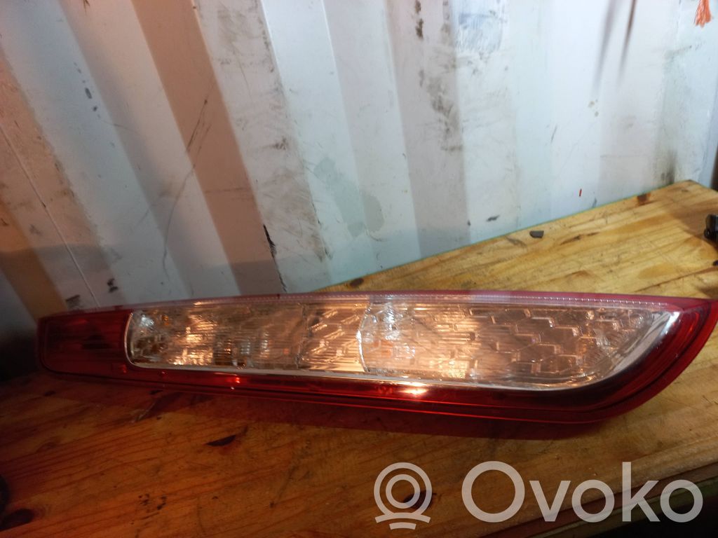 Rear/tail lights