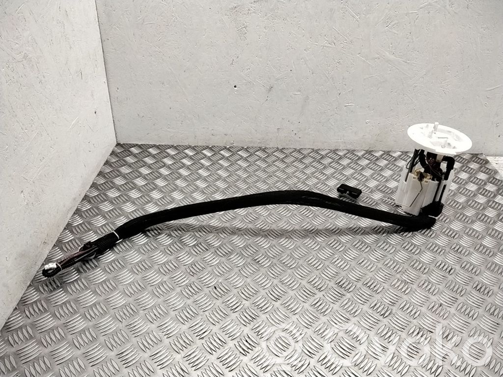 Volvo V70 Bomba interna de combustible 