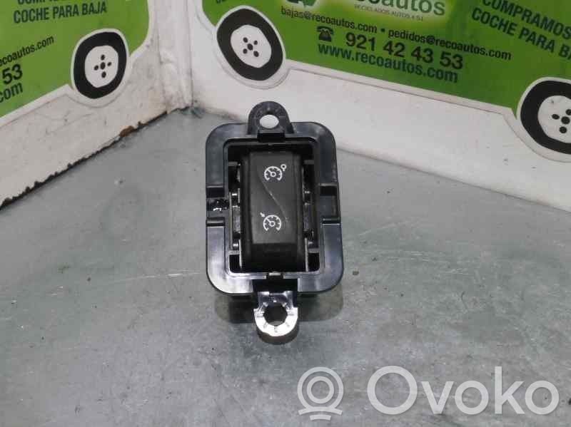 Renault Megane III Steering wheel buttons/switches 