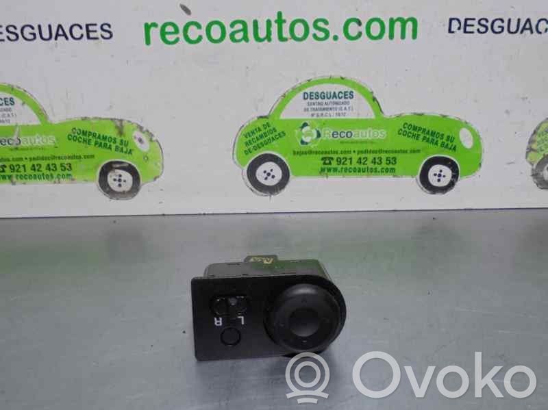 Chevrolet Aveo Interruptor del espejo lateral 