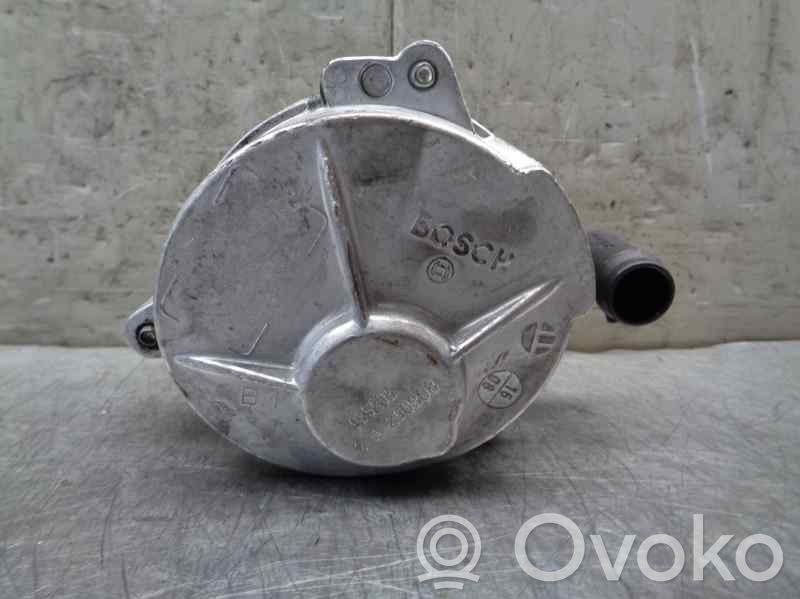 Renault Megane III Alipainepumppu 
