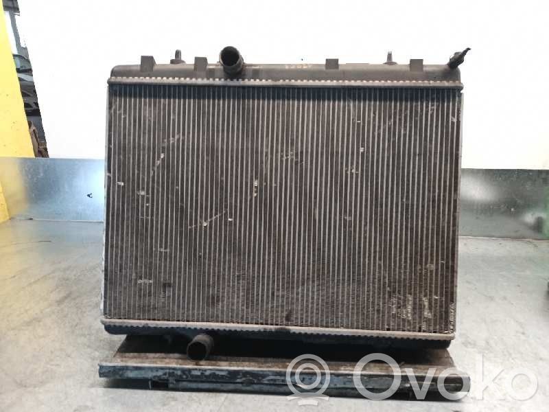 Peugeot 407 Radiateur de refroidissement 