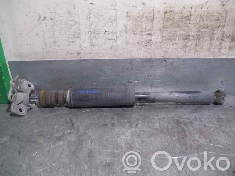 Opel Corsa D Takaiskunvaimennin 