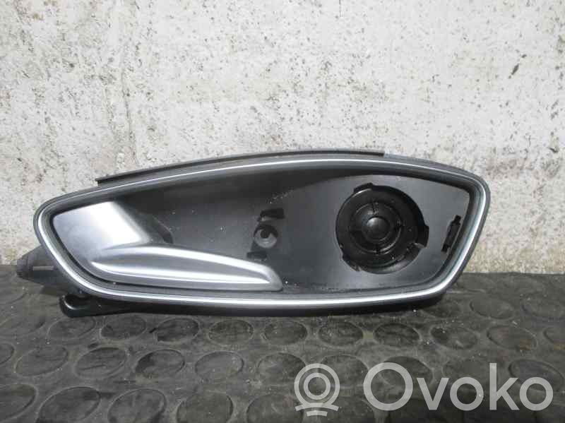 Audi A1 Manecilla interna puerta trasera 