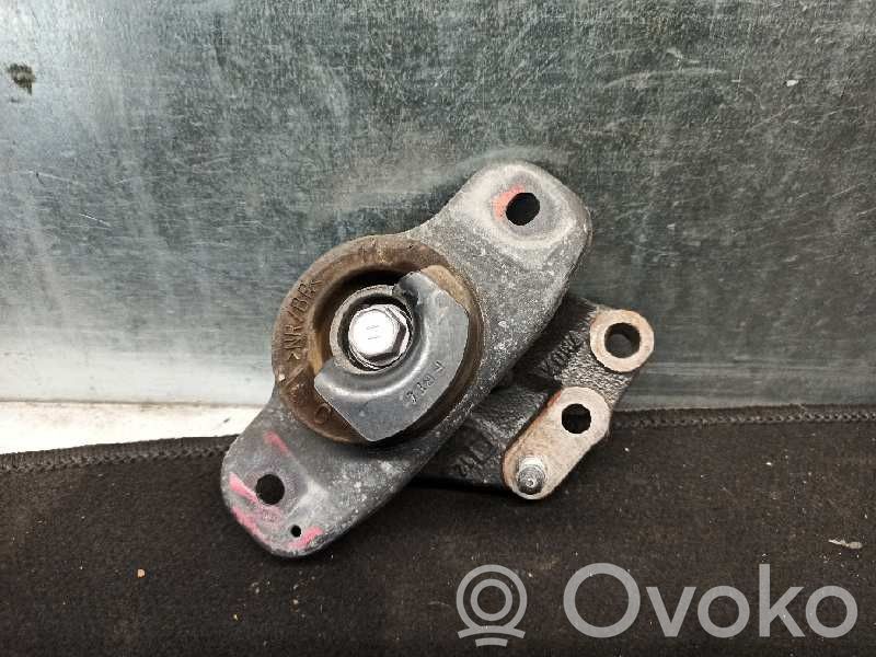 Citroen C1 Engine mount bracket 
