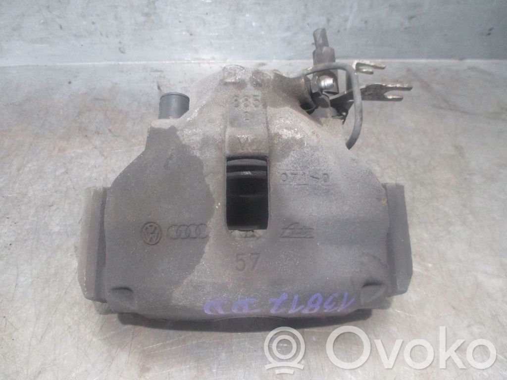 Seat Exeo (3R) Zacisk hamulcowy przedni 