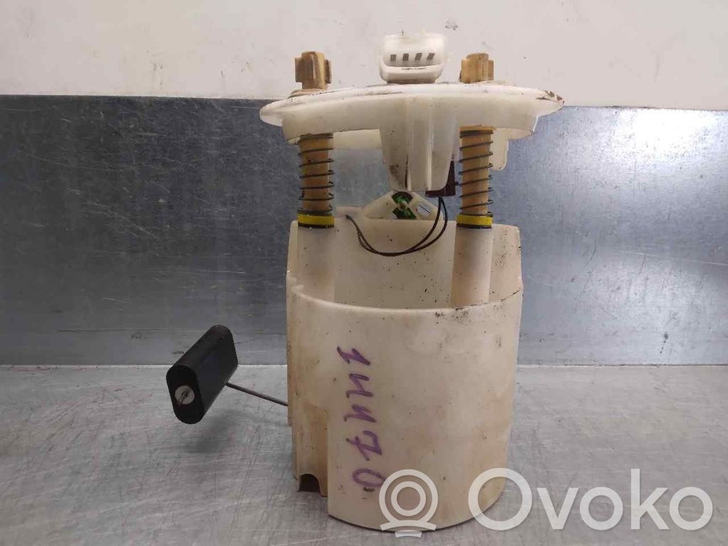 Renault Clio III Bomba interna de combustible 