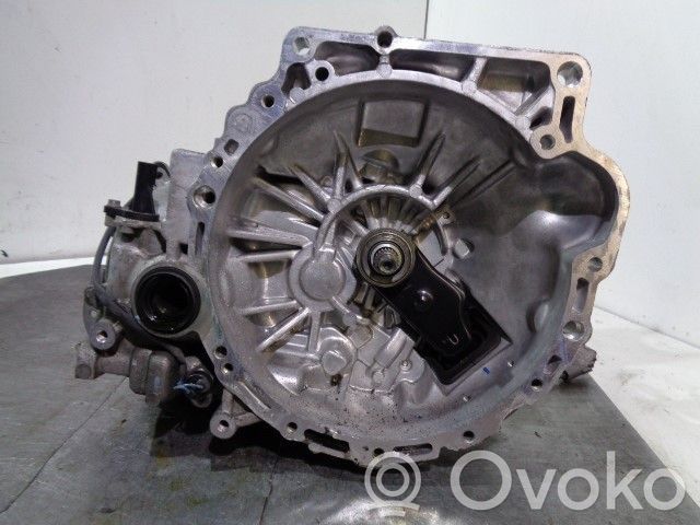 Mazda 2 Scatola del cambio manuale a 5 velocità 