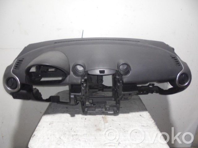 Mazda 2 Dashboard 