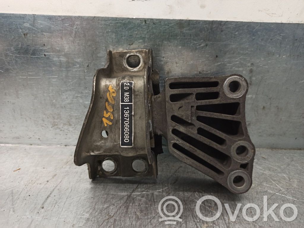 Fiat Ducato Engine mount bracket 