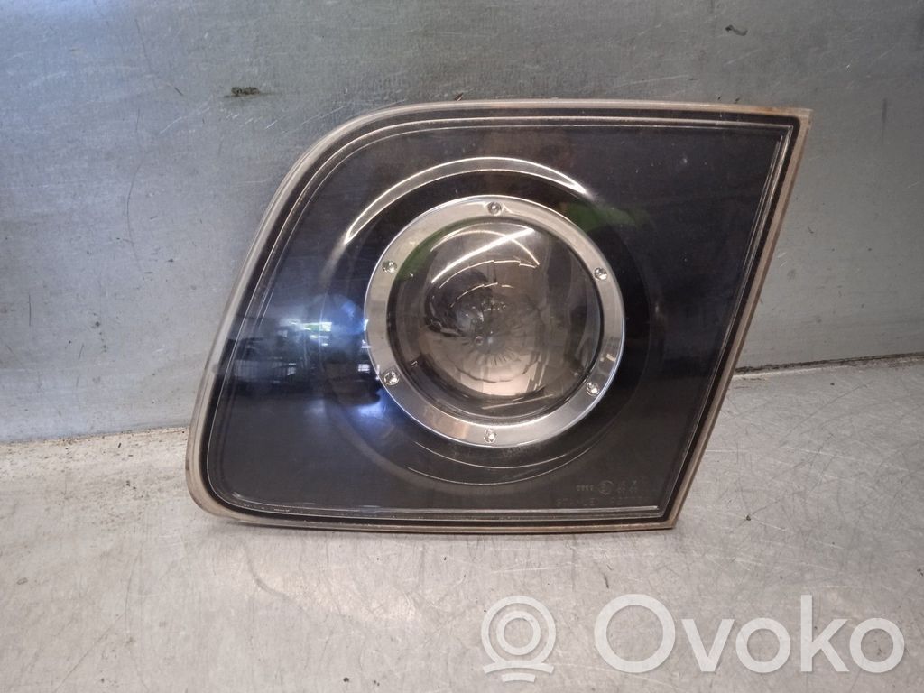 Mazda 3 I Tailgate trim 
