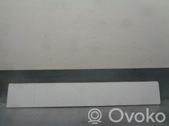 Bottom trim   5205084,5205084