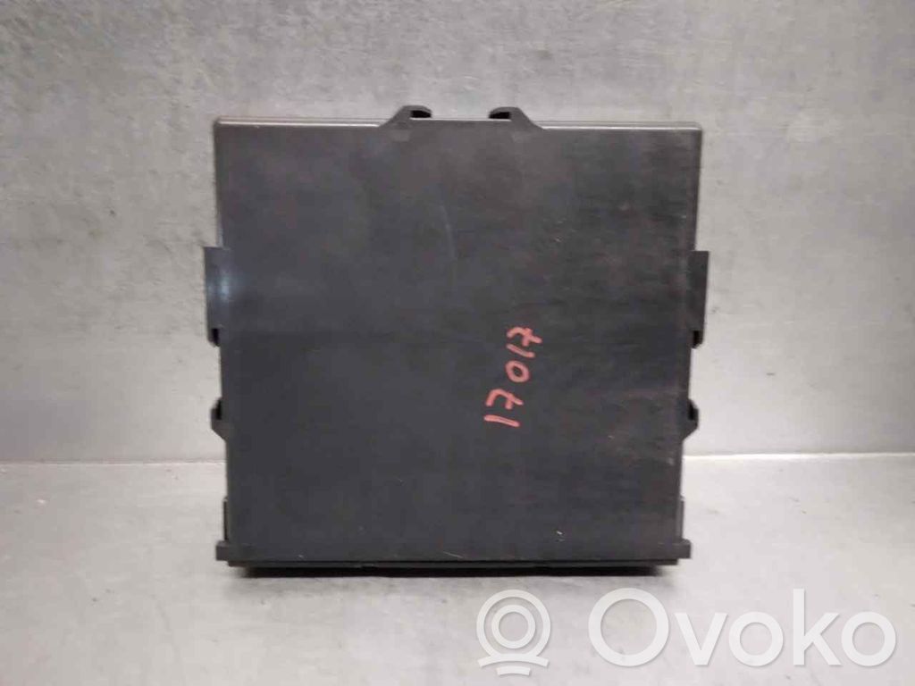 Toyota Auris E180 Autres unités de commande / modules 