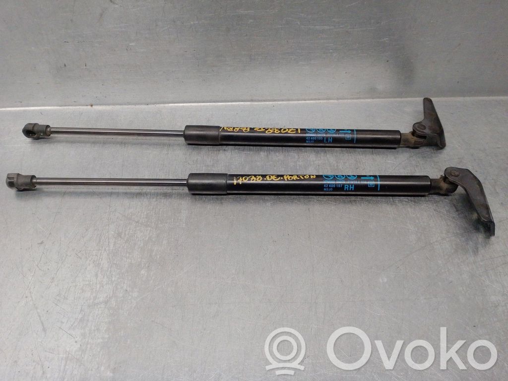 Opel Karl Tailgate/trunk strut/damper 