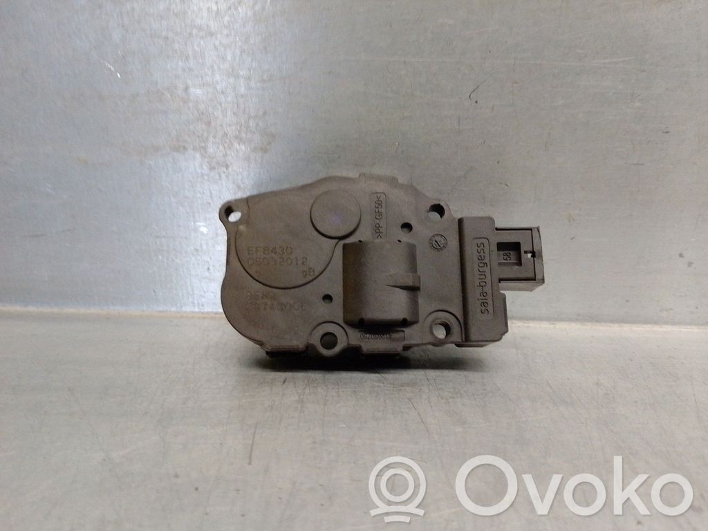 BMW 7 F01 F02 F03 F04 Obudowa nagrzewnicy 
