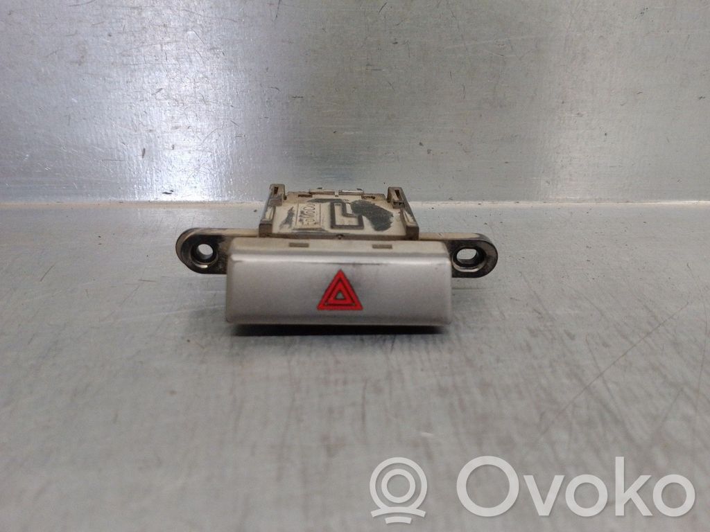 Botón interruptor de luz de peligro   1452375