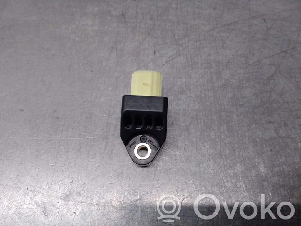 Sensor   8983102160,TRASEROIZQUIERDO,5PUERTAS