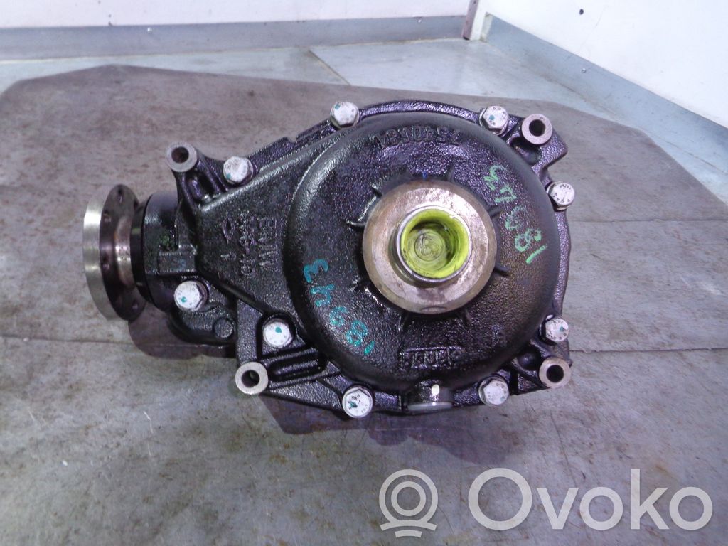 Front differential   7546112,31507500799,346