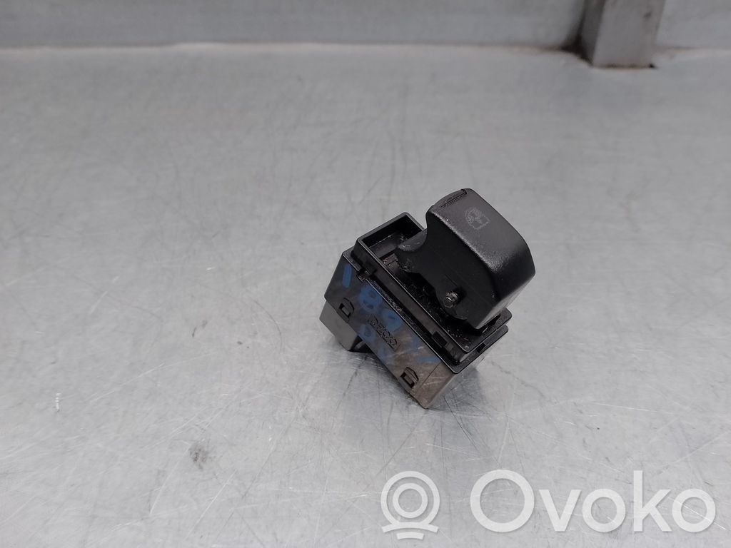 Chevrolet Spark Interruptor del elevalunas eléctrico 