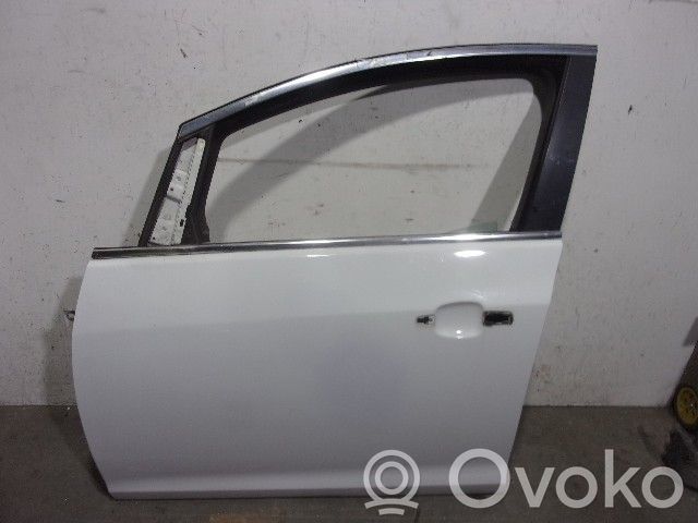 Opel Astra H Puerta delantera 