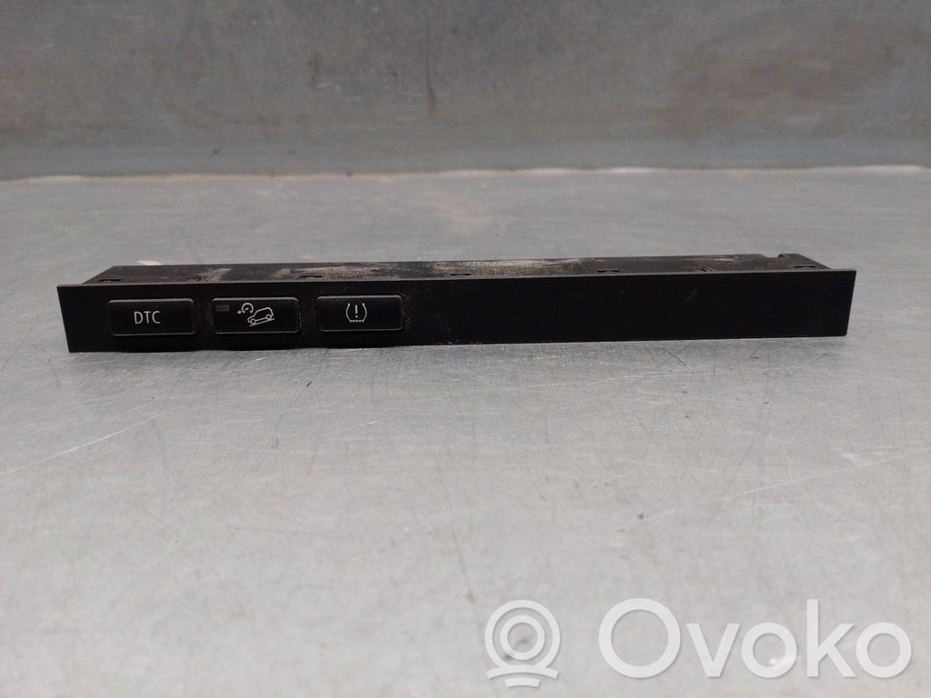 BMW X3 E83 Interrupteur / bouton multifonctionnel 